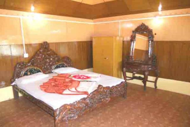 Oyo 43476 Vatika Resort شيملا الغرفة الصورة